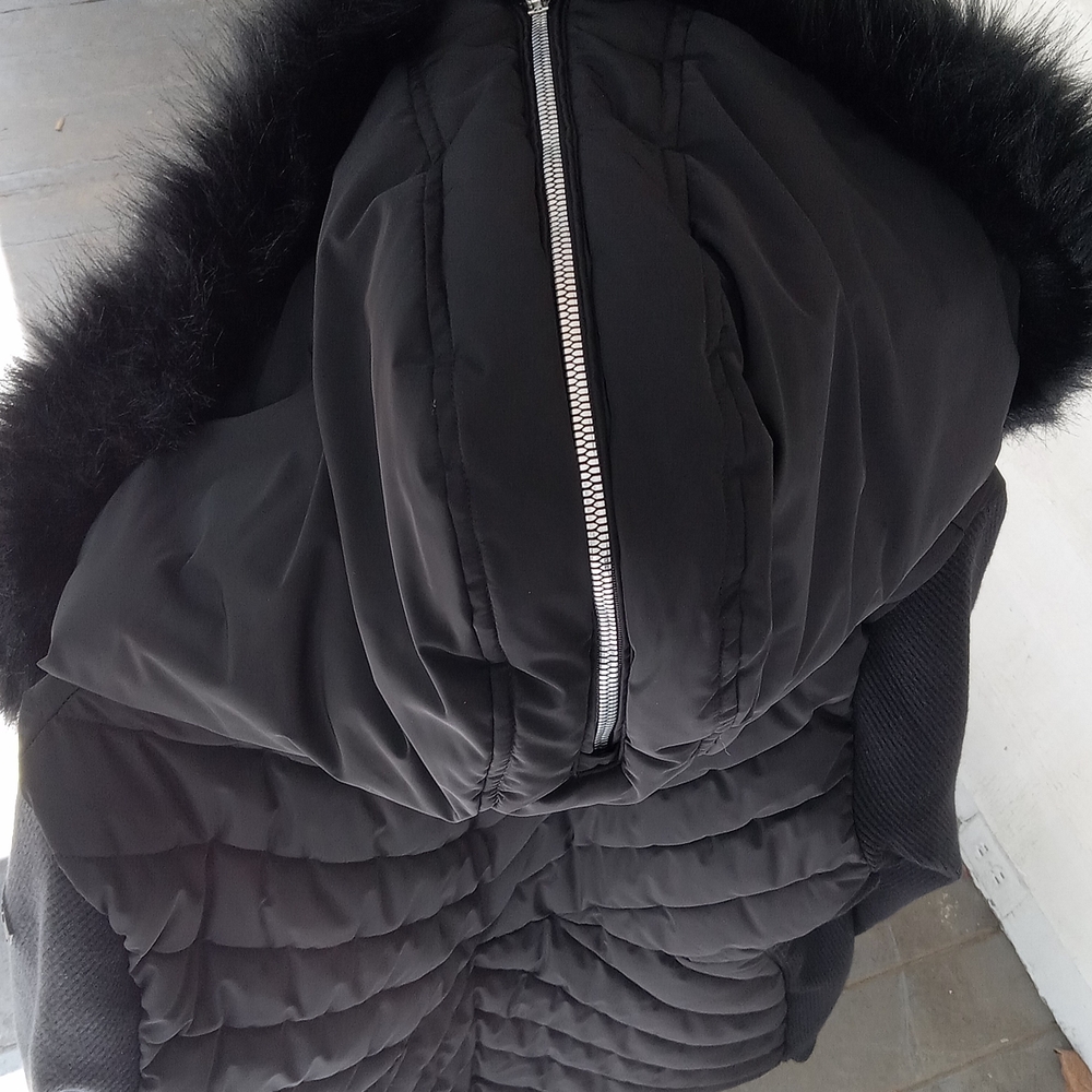 DKNY Black Puffer Jacket with Fur Trim - Picture 4 of 8